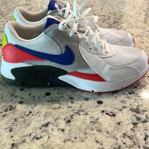 Nike Air Max Excee
White Bright Cactus (GS)